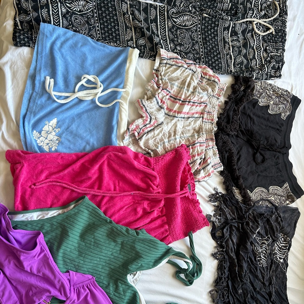 Colorful Summertime Women's Clothing Bundle